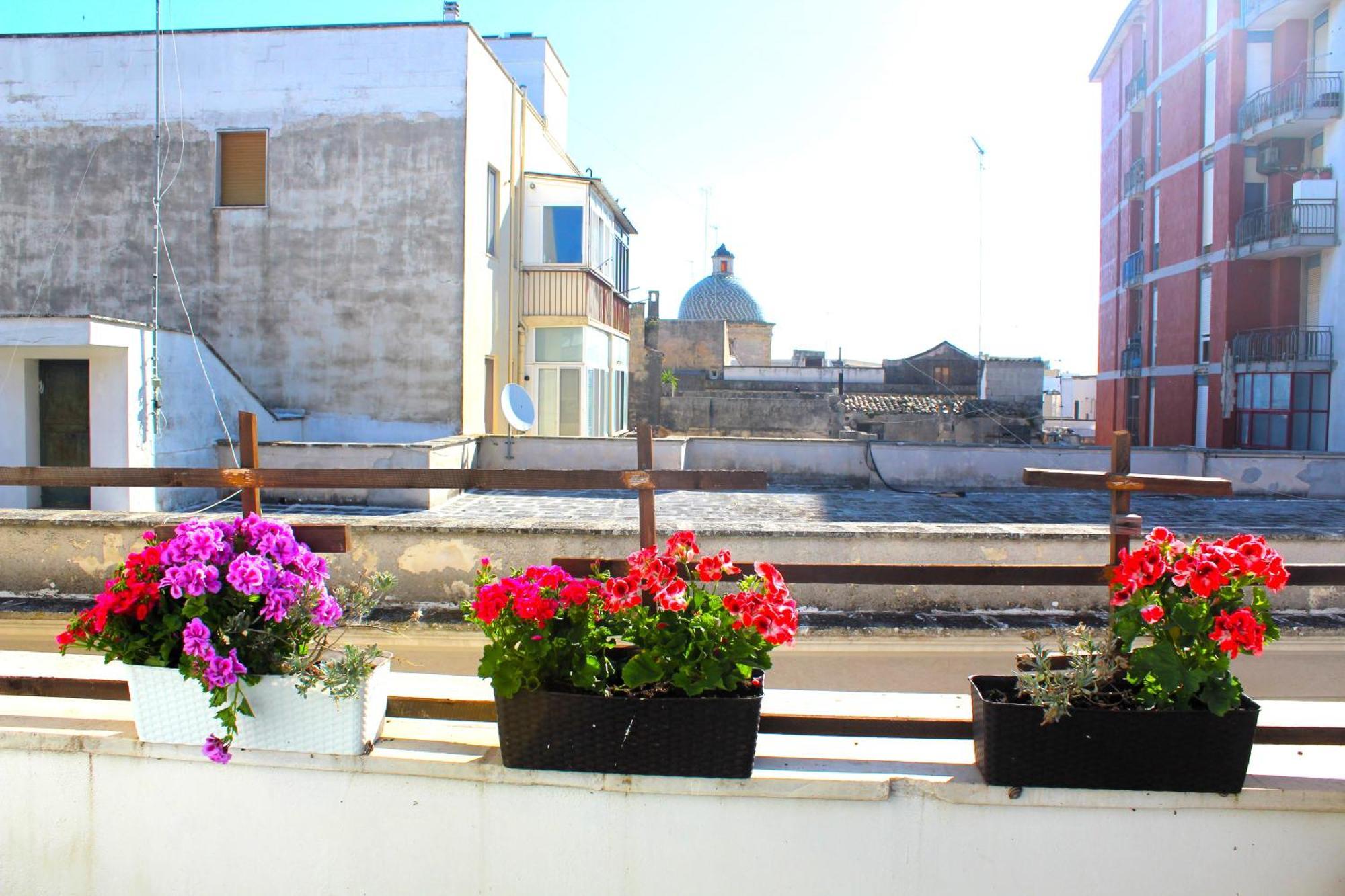 La Terrazza Sul Tempio Apartment Brindisi Exterior photo